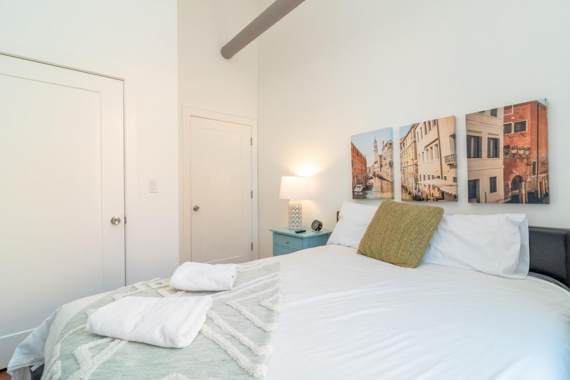 Mccormick Place 3Br-2Ba With Optional Parking - Sleeps 8 Chicago Eksteriør billede